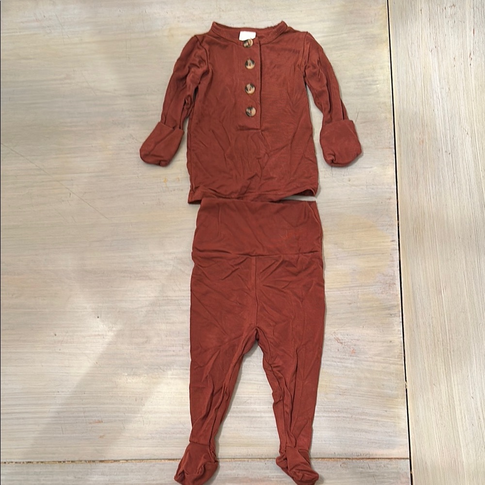 Loulou Studio Rust Newborn Outfit
